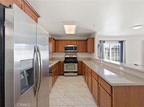 1133 S Hoover 416, Los Angeles CA 90006