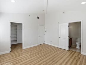 1133 S Hoover 416, Los Angeles CA 90006