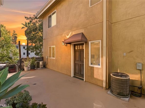 1133 S Hoover 416, Los Angeles CA 90006