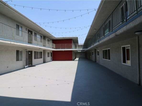 525 S Shelton Street 102, Burbank CA 91506