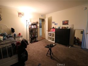 525 S Shelton Street 102, Burbank CA 91506