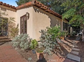 460 University Circle, Claremont CA 91711