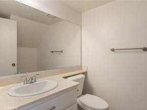 824 N Pasadena 6, Azusa CA 91702