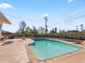 1521 Mural, Claremont CA 91711