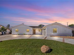 1521 Mural, Claremont CA 91711