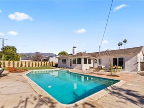 1521 Mural, Claremont CA 91711