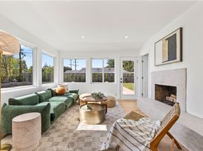 1521 Mural, Claremont CA 91711