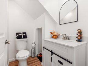 1330 W 48th, Los Angeles CA 90037