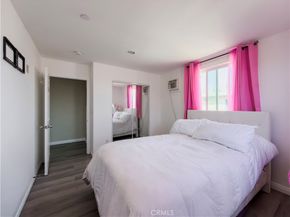 689 E 115, Los Angeles CA 90059