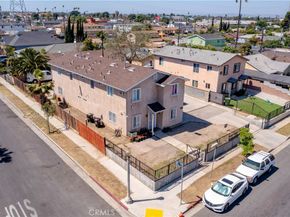689 E 115, Los Angeles CA 90059