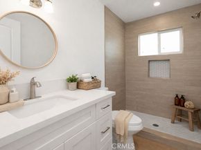 1845 W 66th, Los Angeles CA 90047