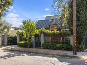 9044 Elevado Street, West Hollywood CA 90069