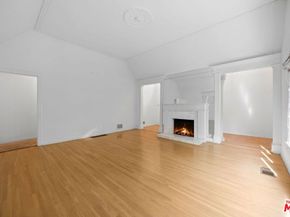 9044 Elevado Street, West Hollywood CA 90069