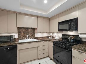 8160 Manitoba Street 113, Playa Del Rey CA 90293