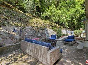 1551 N Beverly Glen Boulevard, Los Angeles CA 90077