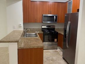 620 S Gramercy Place 339, Los Angeles CA 90005
