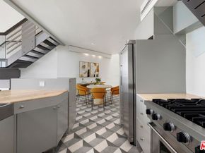 235 Main Street 316, Venice CA 90291