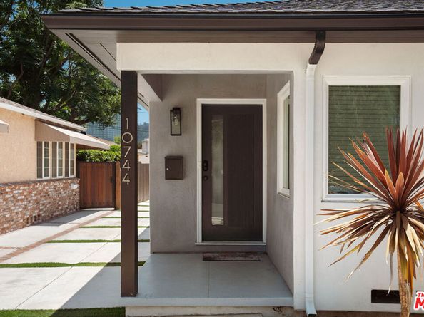 10744 Aqua Vista Street, Studio City CA 91602