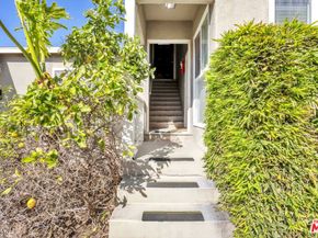 622 S Pacific Coast Highway, Redondo Beach CA 90277