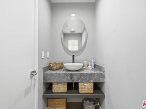 1238 S Holt Avenue 5, Los Angeles CA 90035