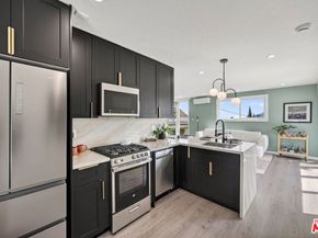 7010 Loyal Trail, Los Angeles CA 90068
