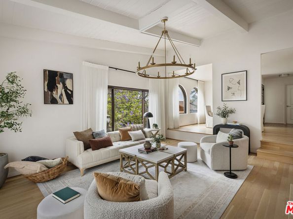 2426 Cazaux Place, Los Angeles CA 90068