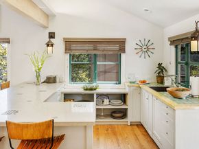 635 Greenleaf Canyon Boulevard, Topanga CA 90290