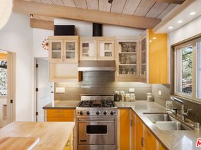 635 Greenleaf Canyon Boulevard, Topanga CA 90290