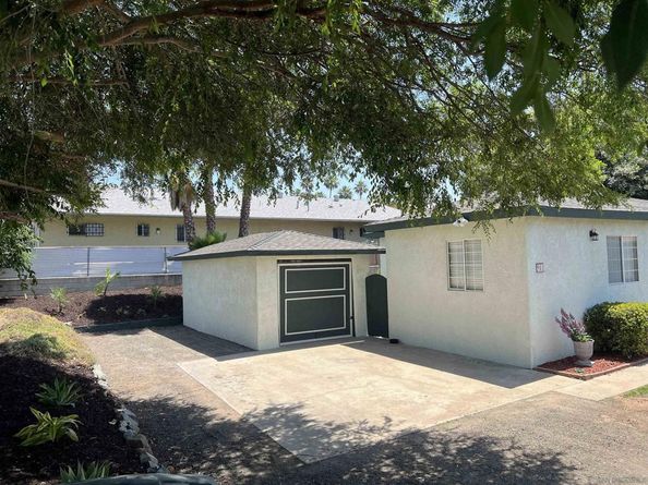 981 S Lincoln Ave, El Cajon CA 92020
