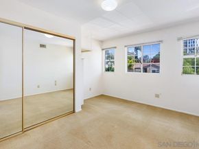 9520 Poole St, La Jolla CA 92037