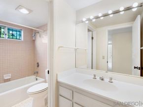 9520 Poole St, La Jolla CA 92037