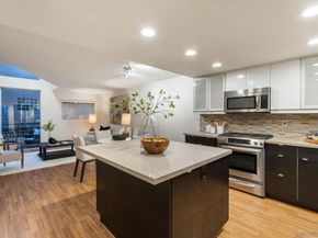3974 Riviera Dr, San Diego CA 92109