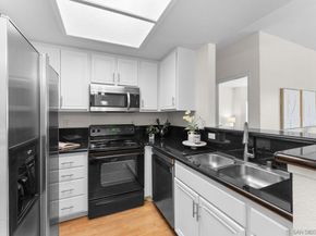 2250 Camino de la Reina 202, San Diego CA 92108