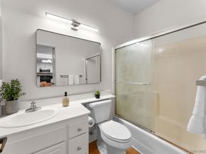 2250 Camino de la Reina 202, San Diego CA 92108