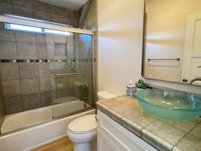 1027 Knowles Ave., Carlsbad CA 92008