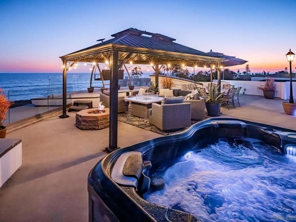 5390 Carlsbad Boulevard, Carlsbad CA 92008