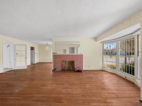 6334 Mesita Dr, San Diego CA 92115