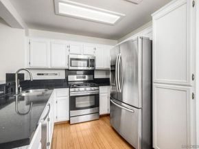 10242 Wateridge Cir 197, San Diego CA 92121
