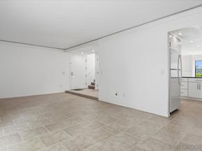 8725 Caminito Abrazo, La Jolla CA 92037