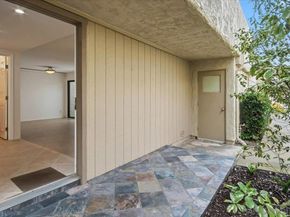 8725 Caminito Abrazo, La Jolla CA 92037