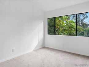 8725 Caminito Abrazo, La Jolla CA 92037