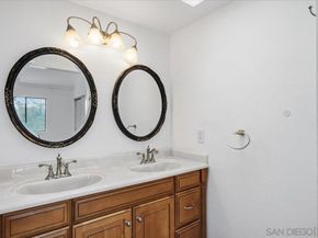 8725 Caminito Abrazo, La Jolla CA 92037