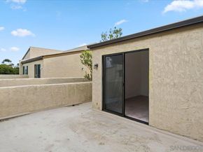 8725 Caminito Abrazo, La Jolla CA 92037