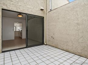 8725 Caminito Abrazo, La Jolla CA 92037