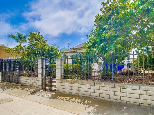 2567 69 L Street, San Diego CA 92102