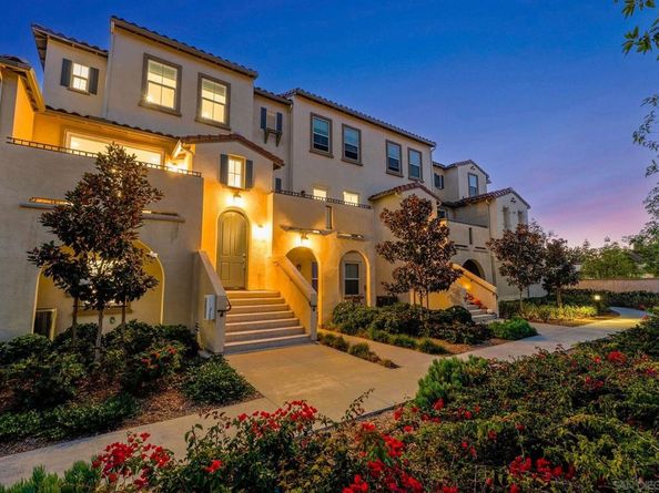 4382 Pacifica Way 4, Oceanside CA 92056