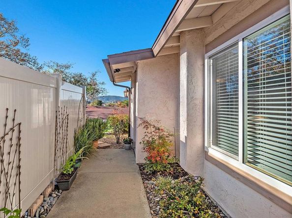 12581 Caminito De La Gallarda, San Diego CA 92128