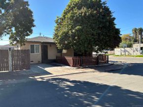 3305 Steel St, San Diego CA 92113