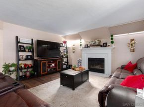 2160 Villa Sonoma Gln, Escondido CA 92029