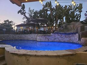 1761 Country Ln, Escondido CA 92025